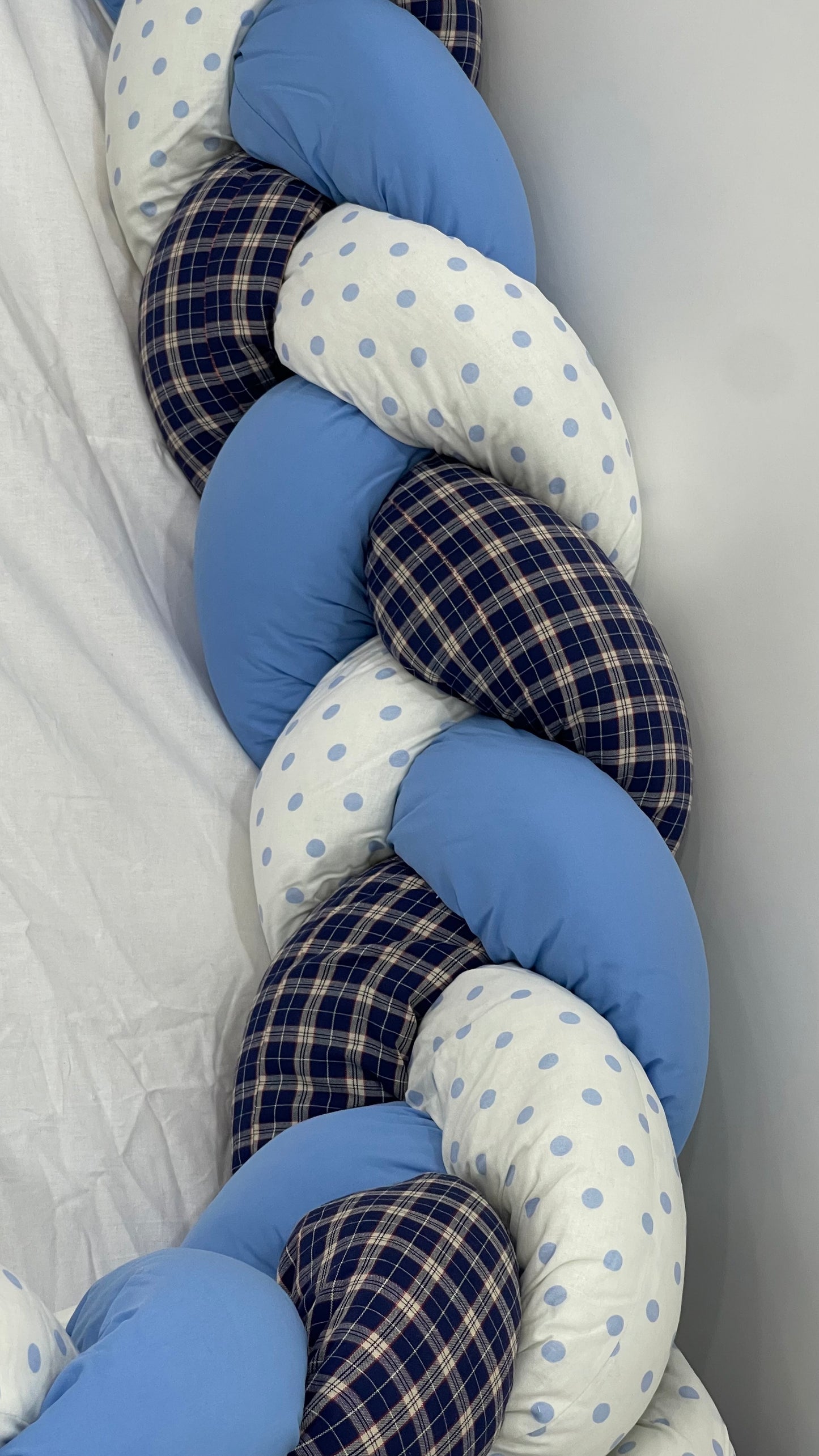 Bed braided bumper
