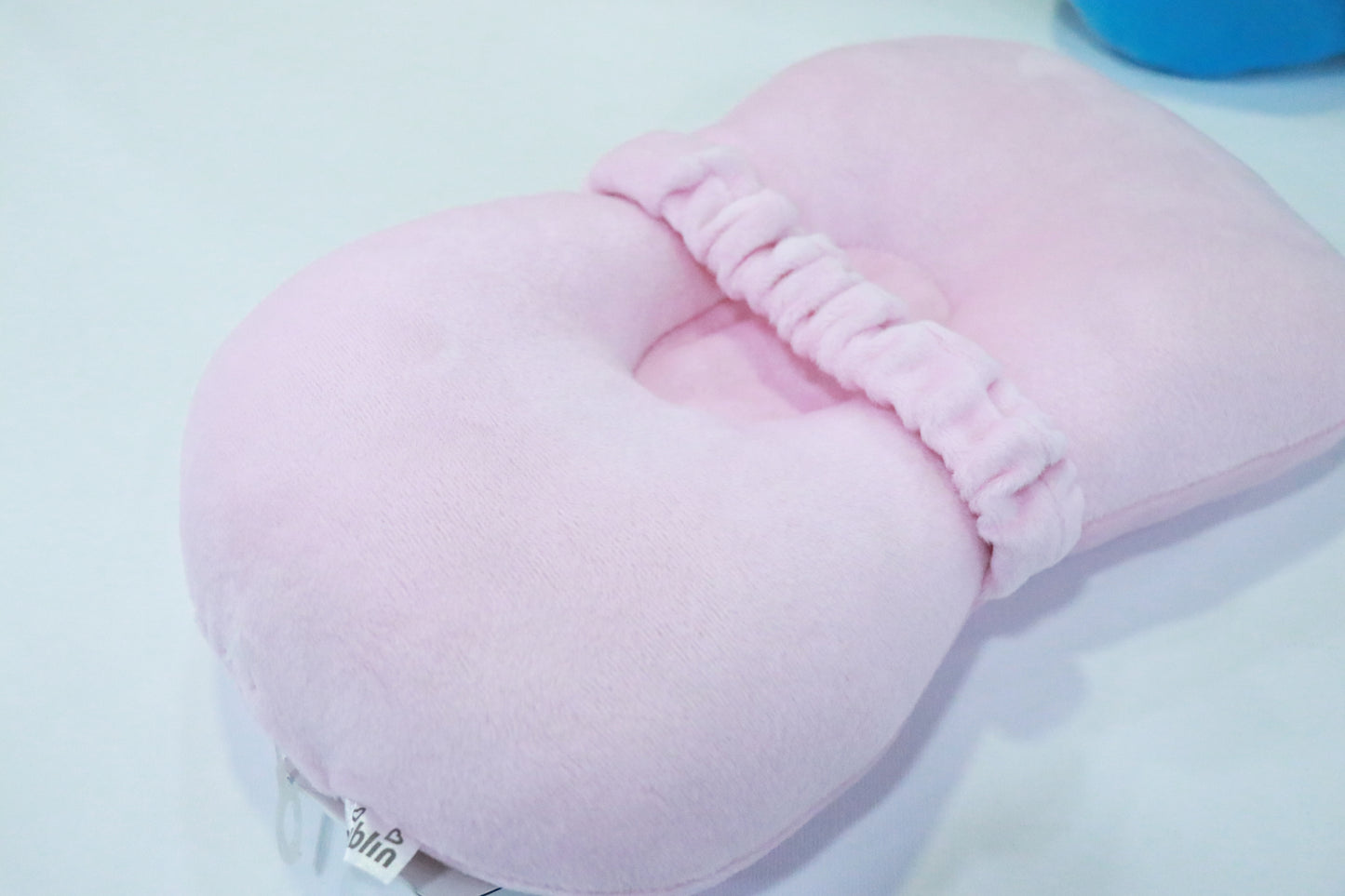 Feeding pillow, medical pillow