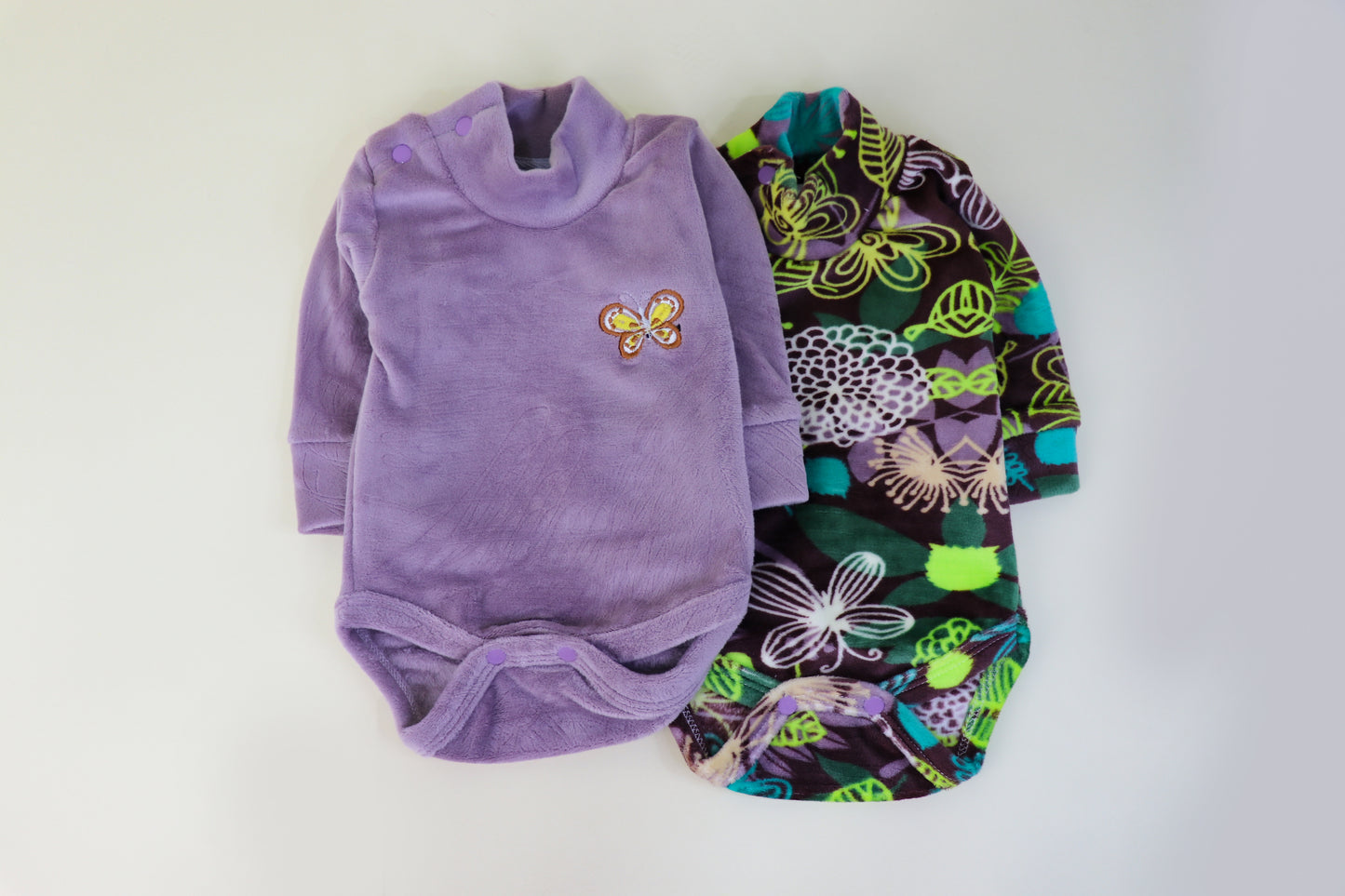 x2 Pieces Baby girl velvet bodysuit