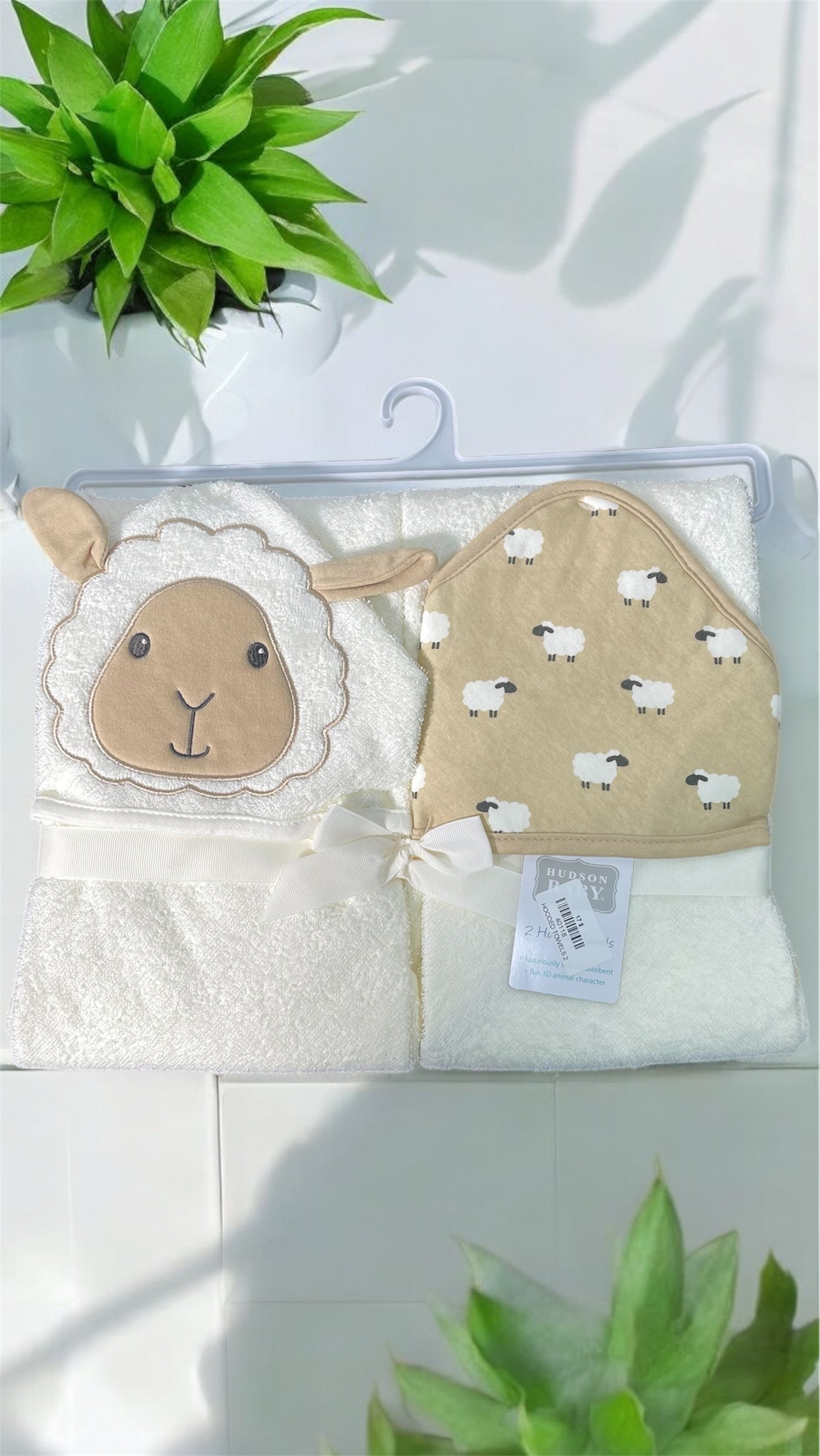 Hooded towel 40118