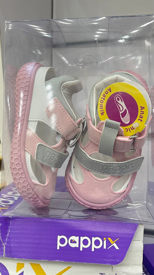 Baby shoes