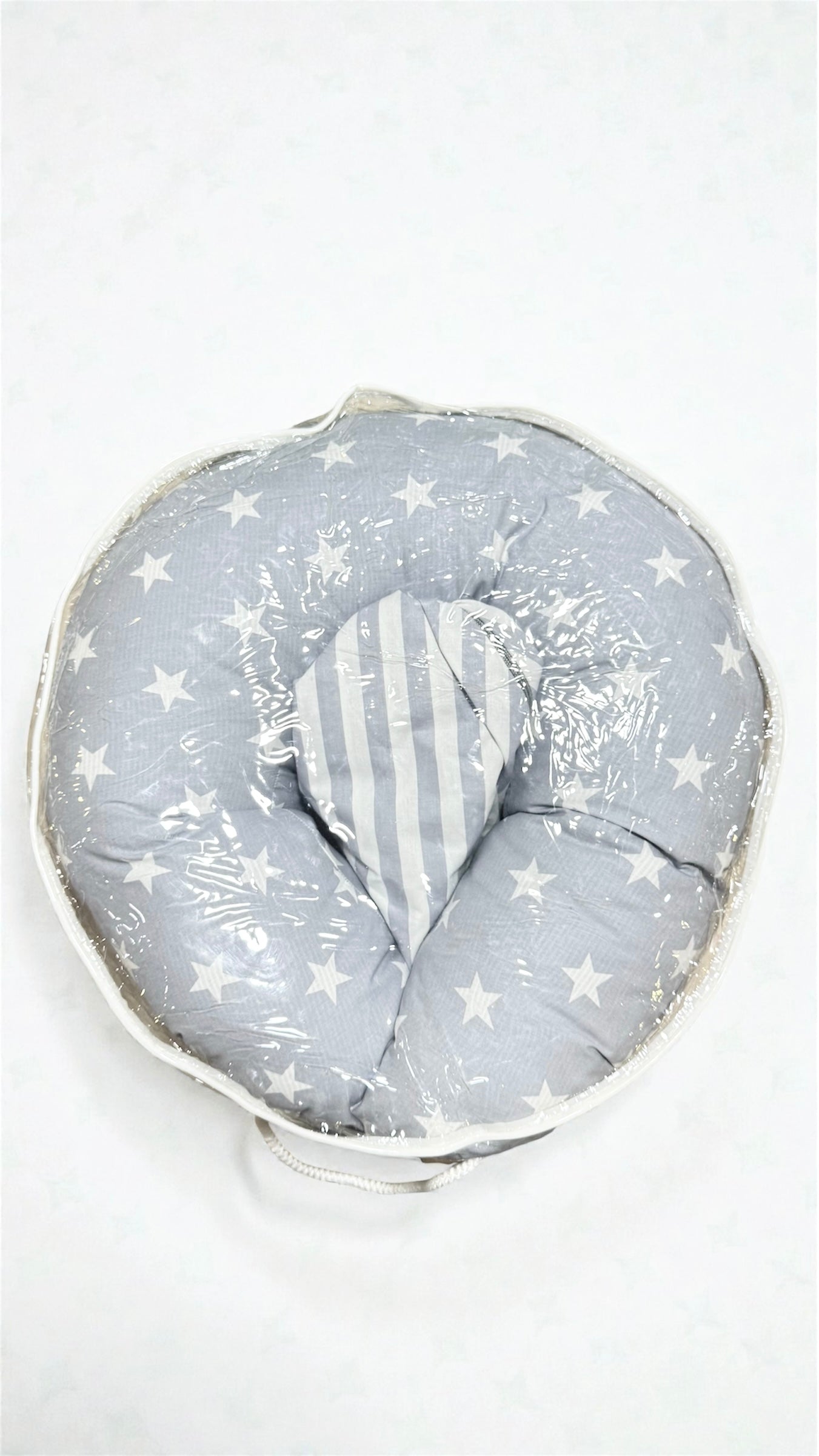 Breastfeeding pillow + cover