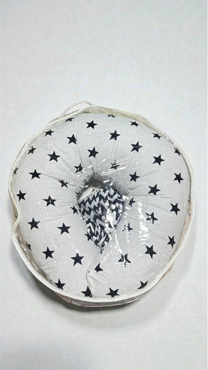 Breastfeeding pillow + cover