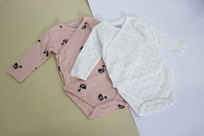 2 Pieces baby onesies