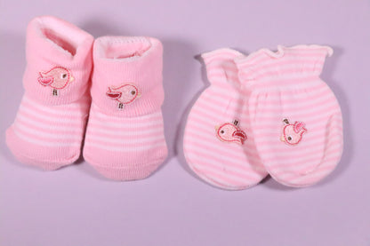 Baby gloves socks set